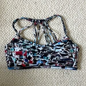 Lululemon Lighten Up Bra